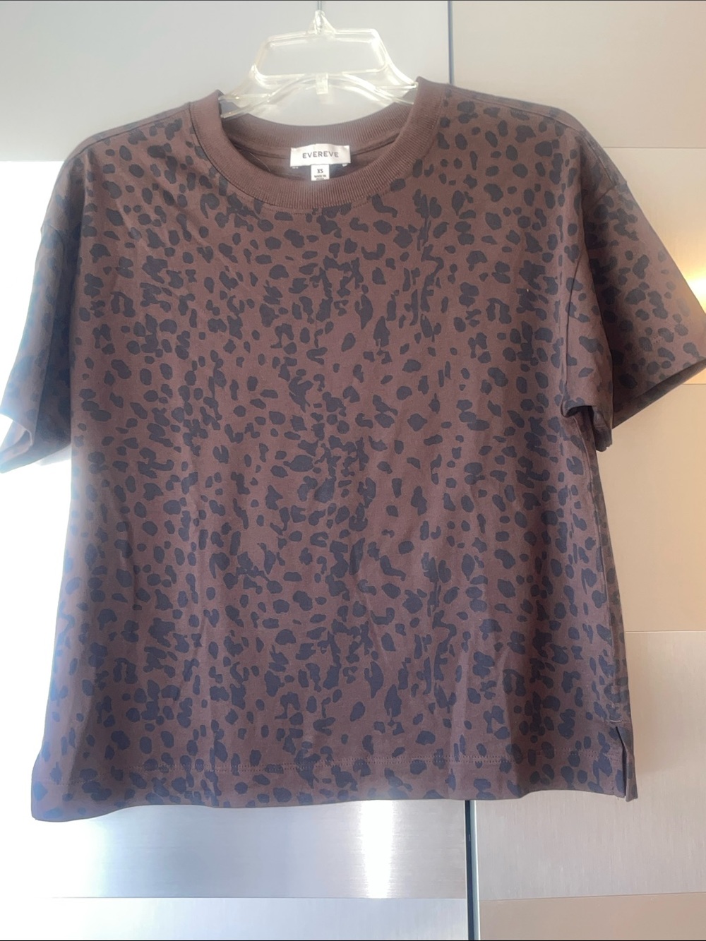 Evereve Brown and Black Leopard Print Pima cotton Tee size XS